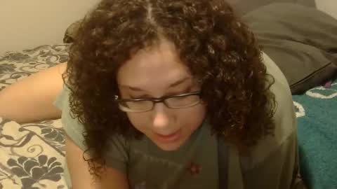 Amelia online show from December 23, 2025, 5:05 am