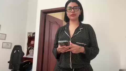 Snapshot of therealcamilabaddie chatting on January 12, 2025, 8:25 pm therealcamilabaddie online show from January 12, 2025, 8:25 pm