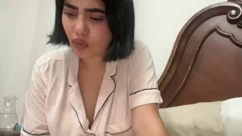 Snapshot of therealcamilabaddie chatting on February 28, 2025, 5:48 am therealcamilabaddie online show from February 28, 2025, 5:48 am