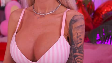 Deea  online show from February 12, 2026, 5:24 am