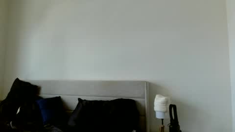 Yoshi online show from June 22, 2026, 5:21 pm