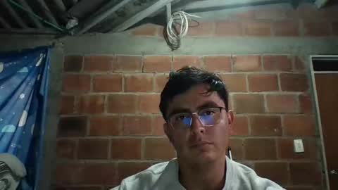 Theron Devereaux online show from May 18, 2026, 10:04 pm
