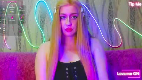 Rose online show from June 2, 2026, 7:38 pm