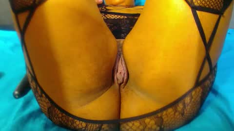 Snapshot of theshybaddie chatting on September 15, 2025, 7:14 pm theshybaddie online show from September 15, 2025, 7:14 pm