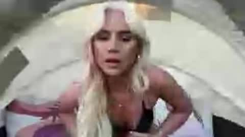 Skylarrrr online show from April 2, 2026, 12:30 am