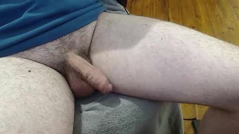 Snapshot of thesneakysqueeker chatting on January 16, 2026, 4:05 am Peter online show from January 16, 2026, 4:05 am