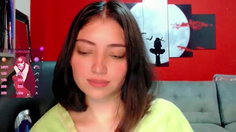 Snapshot of thesweethari chatting on March 1, 2025, 1:32 am I dont do real meetings My bio online show from March 1, 2025, 1:32 am