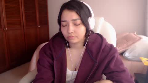 Mai online show from June 5, 2026, 4:02 pm