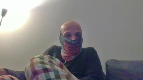 Snapshot of thetubedscarfguy chatting on February 15, 2025, 7:50 pm Scarf guy online show from February 15, 2025, 7:50 pm