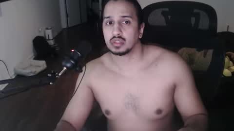 Vampiro online show from May 6, 2026, 2:08 am