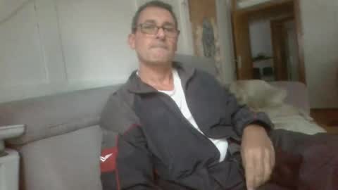 Snapshot of thhe13 chatting on January 5, 2025, 3:34 pm thhe13 online show from January 5, 2025, 3:34 pm