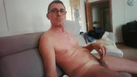 Snapshot of thhe13 chatting on March 1, 2025, 11:39 am thhe13 online show from March 1, 2025, 11:39 am