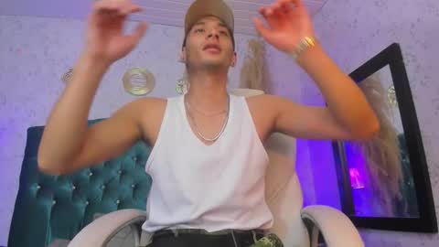 thiago online show from October 14, 2025, 12:06 pm