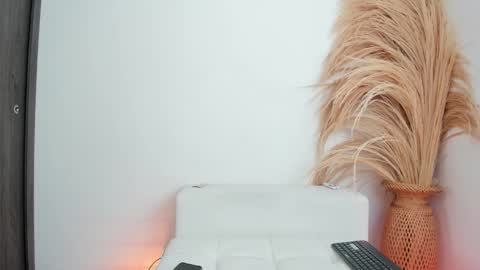 Thiago  online show from December 17, 2025, 6:03 pm