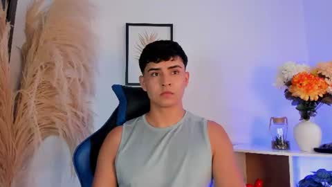 Thiago  online show from July 14, 2026, 9:09 pm