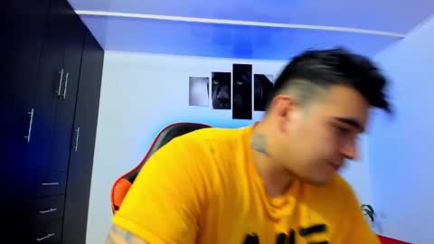 Snapshot of thiago_cp01 chatting on March 4, 2025, 9:29 am Thiago online show from March 4, 2025, 9:29 am