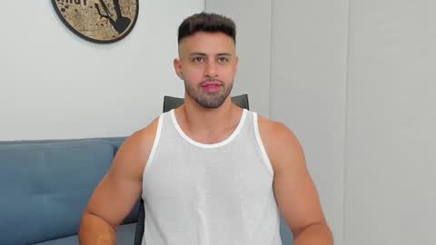 thiago_driussi online show from December 13, 2024, 12:31 am