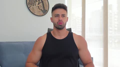 thiago_driussi online show from December 15, 2024, 4:48 pm