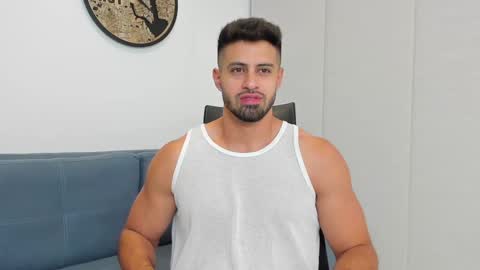 thiago_driussi online show from December 28, 2024, 1:08 am
