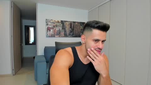 thiago_driussi online show from February 8, 2025, 5:08 am