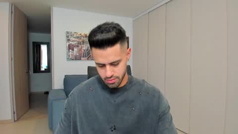 thiago_driussi online show from February 12, 2025, 2:56 am