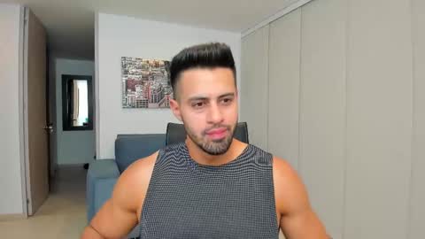 thiago_driussi online show from February 20, 2025, 5:12 am