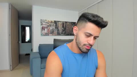 thiago_driussi online show from February 22, 2025, 2:28 am
