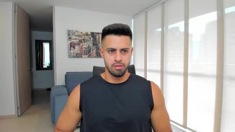 thiago_driussi online show from February 26, 2025, 8:54 pm
