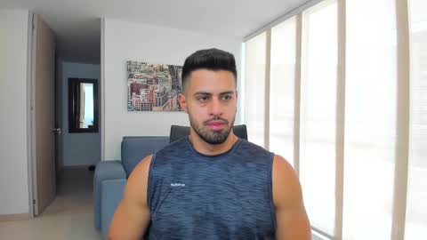 thiago_driussi online show from March 2, 2025, 6:30 pm