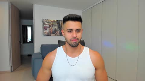 thiago_driussi online show from March 6, 2025, 12:54 am