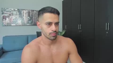 thiago_driussi online show from October 4, 2025, 11:52 am
