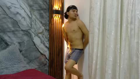 Snapshot of thiago_enzo chatting on May 27, 2026, 4:42 am online show from May 27, 2026, 4:42 am