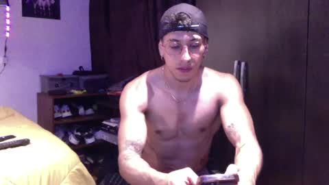 thiago_happy online show from February 26, 2025, 2:59 am