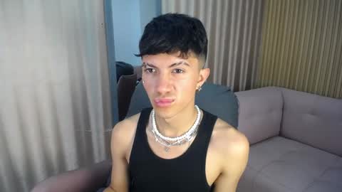 Thiago Khet online show from April 22, 2026, 8:10 pm