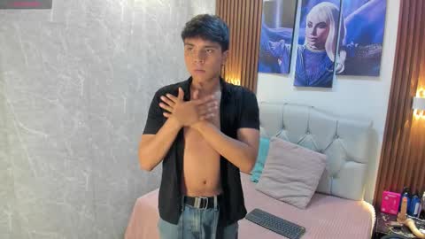 thiago online show from December 22, 2025, 8:39 pm