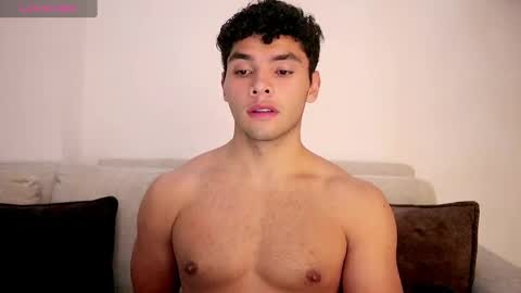 Just Thiago  online show from March 3, 2025, 12:48 am