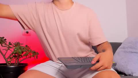 thiago_occonor online show from November 1, 2025, 12:34 am