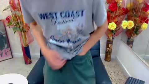 thiago_twink38 online show from October 2, 2025, 4:08 am