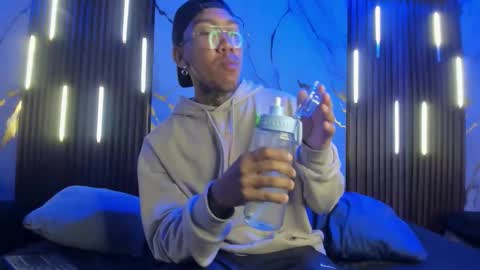 ThiagoBerry online show from February 16, 2026, 12:45 pm