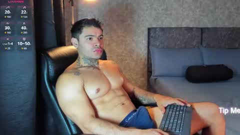 Snapshot of thiagoferrari1 chatting on July 3, 2026, 2:07 am thiago online show from July 3, 2026, 2:07 am