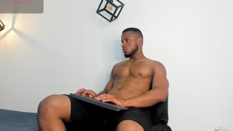 Thiago Instagram   online show from September 21, 2025, 6:26 am