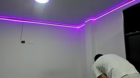 Thiago Wells online show from February 9, 2025, 2:38 am