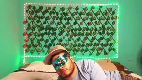 Thicc Queen The Rascal online show from September 16, 2025, 2:23 am