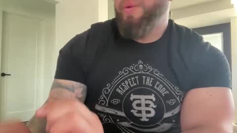 Snapshot of thiccbull12 chatting on March 2, 2025, 5:04 pm thiccbull12 online show from March 2, 2025, 5:04 pm