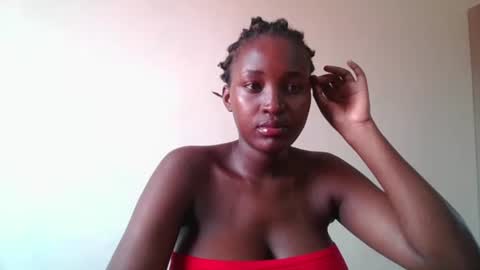 love online show from March 10, 2025, 10:59 am