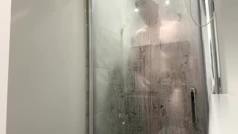 thickandmeaty9incher online show from January 22, 2025, 9:32 pm