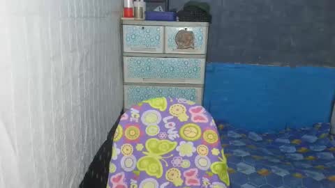 Snapshot of thickcock_bella chatting on March 2, 2026, 12:13 am thickcock bella online show from March 2, 2026, 12:13 am