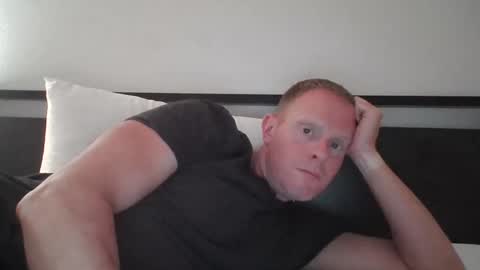 thickkredd8 online show from March 11, 2026, 2:06 am