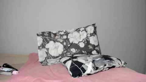 thickleeyanax online show from February 23, 2025, 11:14 pm