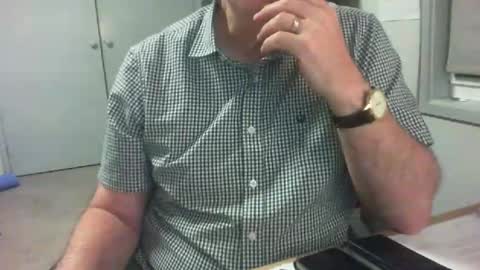 James online show from December 26, 2024, 1:32 pm